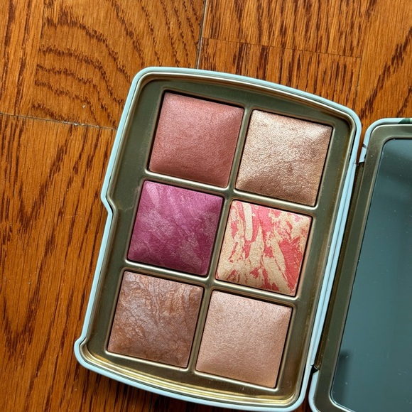 Hourglass Ambient Fox Face Blush Highlighter Bronze Contour Palette - Picture 5 of 7